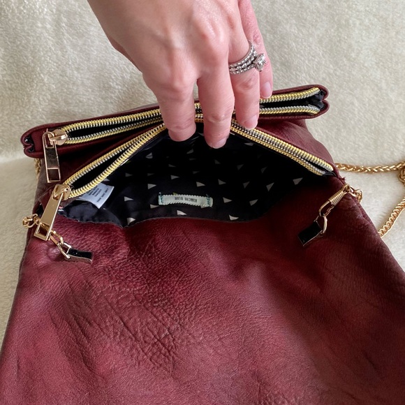 Kimchi Blue Burgundy Purse - Picture 7 of 7